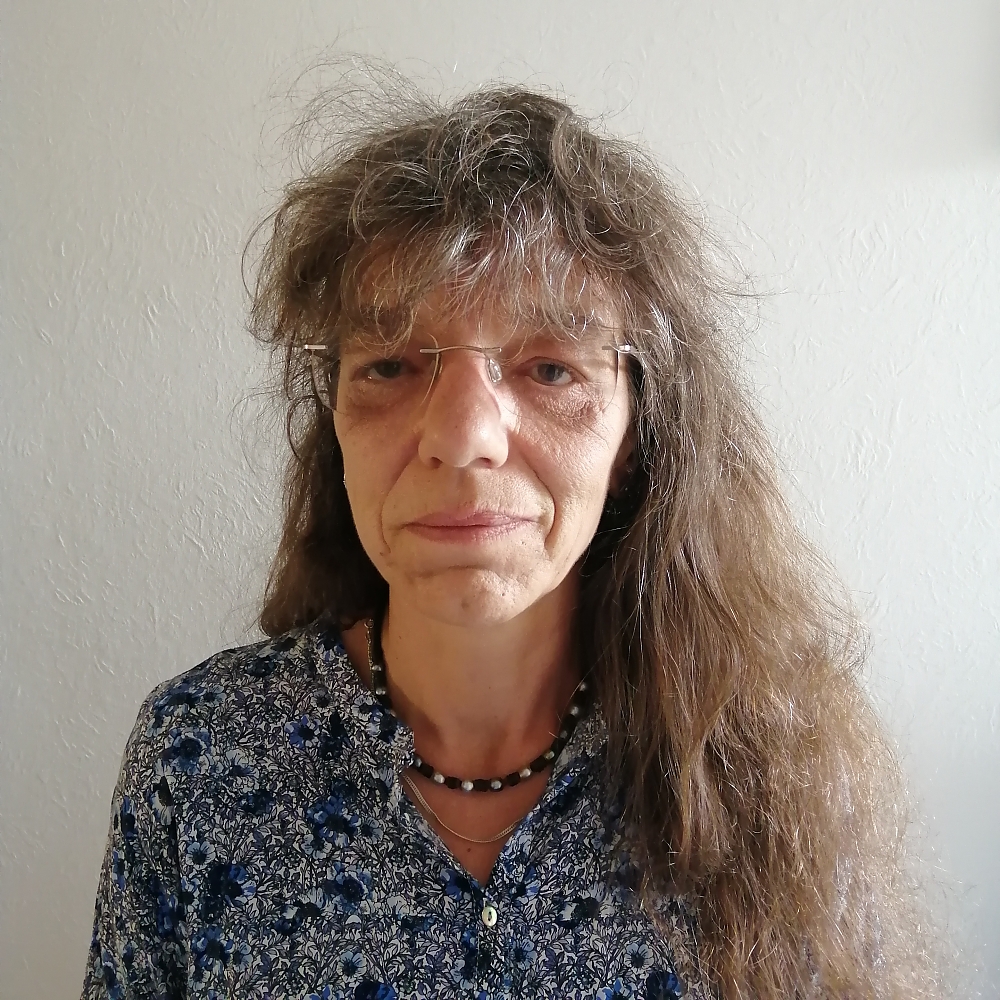 Pia Klodt, Kassiererin